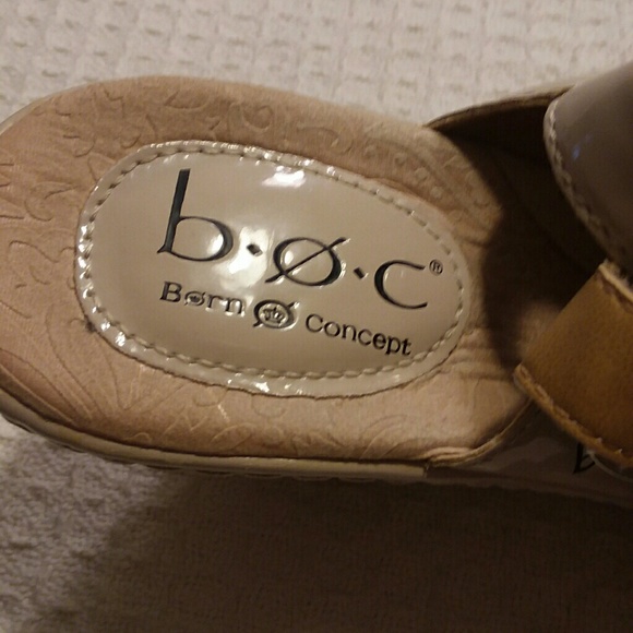 Born Concepts Cream Patent Wedges - Picture 6 of 8